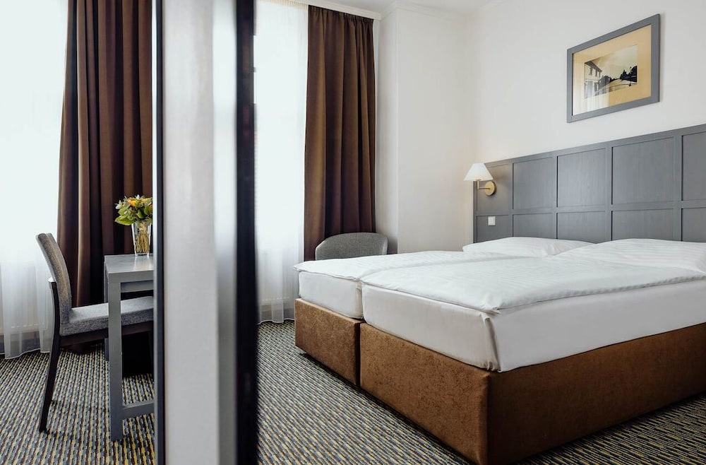 Central Hotel Prague — Hotel rooms in Prague, Prague