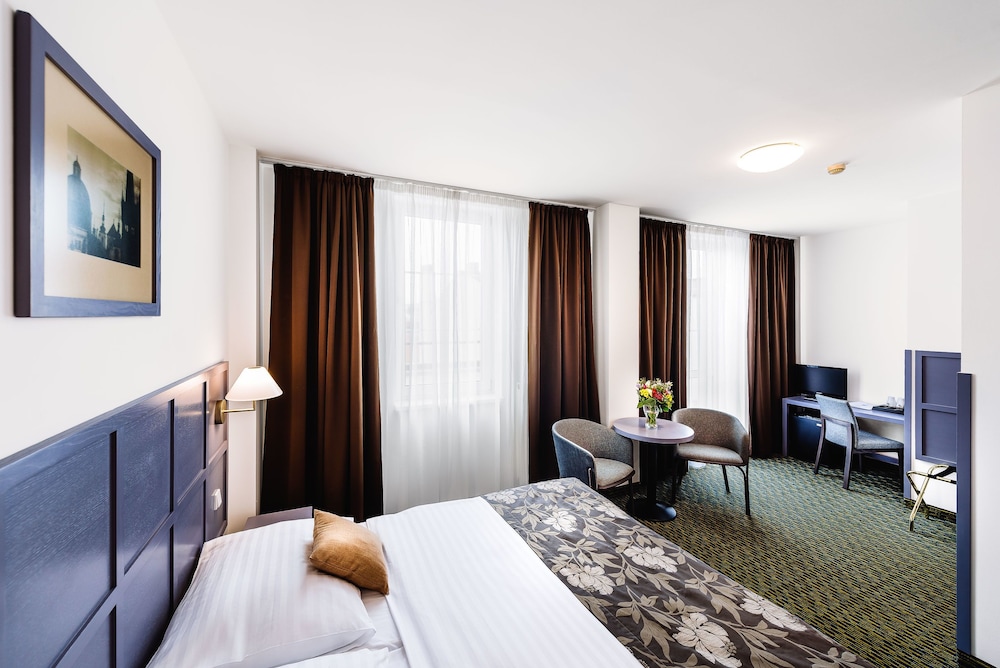 Central Hotel Prague — Hotel rooms in Prague, Prague