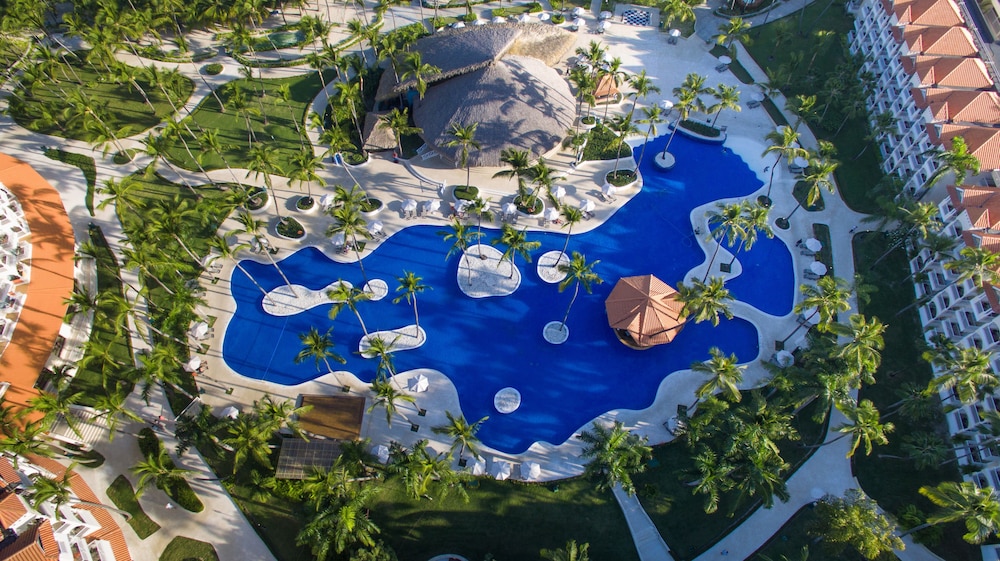 Occidental Caribe All Inclusive — Swimming pool in Bavaro, La Altagracia