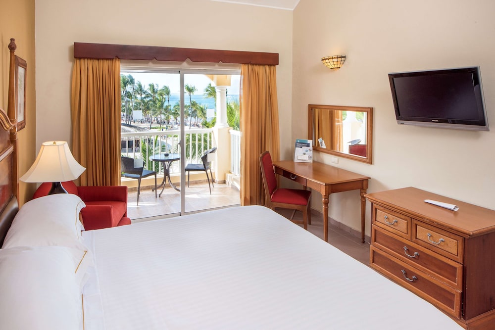 Occidental Caribe All Inclusive — Hotel rooms in Bavaro, La Altagracia