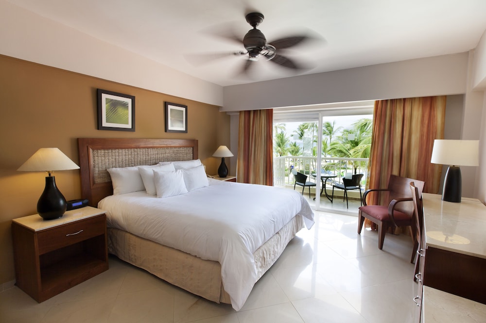 Occidental Caribe All Inclusive — Hotel rooms in Bavaro, La Altagracia
