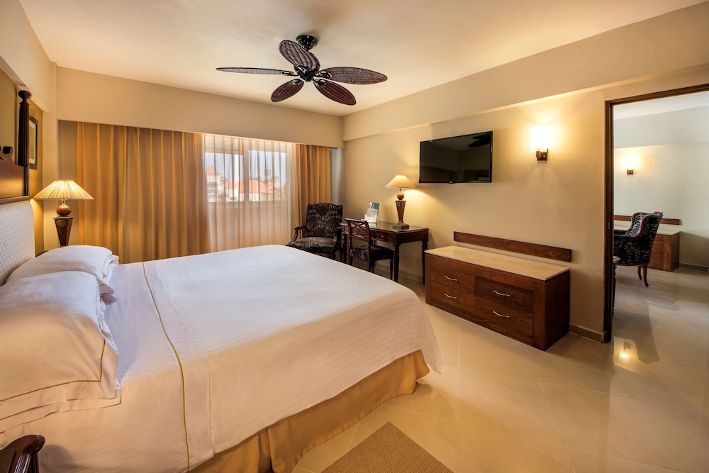 Occidental Caribe All Inclusive — Hotel rooms in Bavaro, La Altagracia