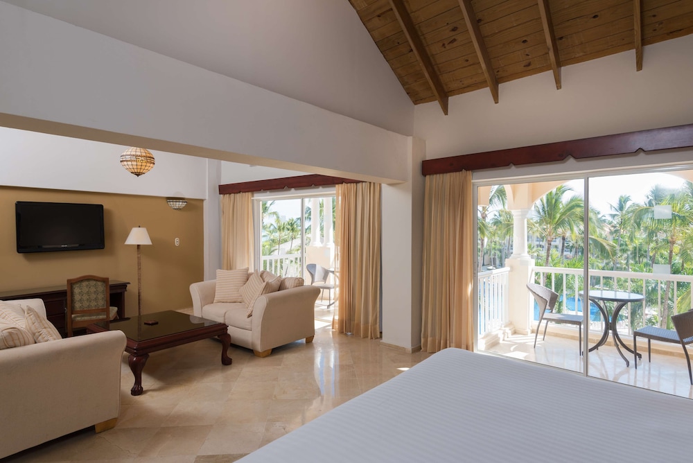 Occidental Caribe All Inclusive — Hotel rooms in Bavaro, La Altagracia