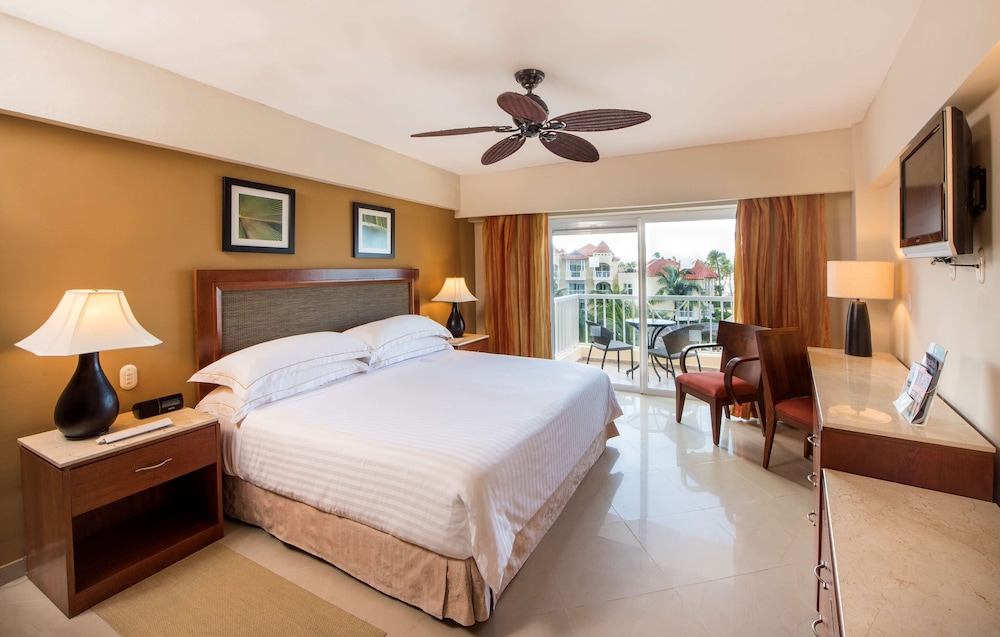 Occidental Caribe All Inclusive — Hotel rooms in Bavaro, La Altagracia