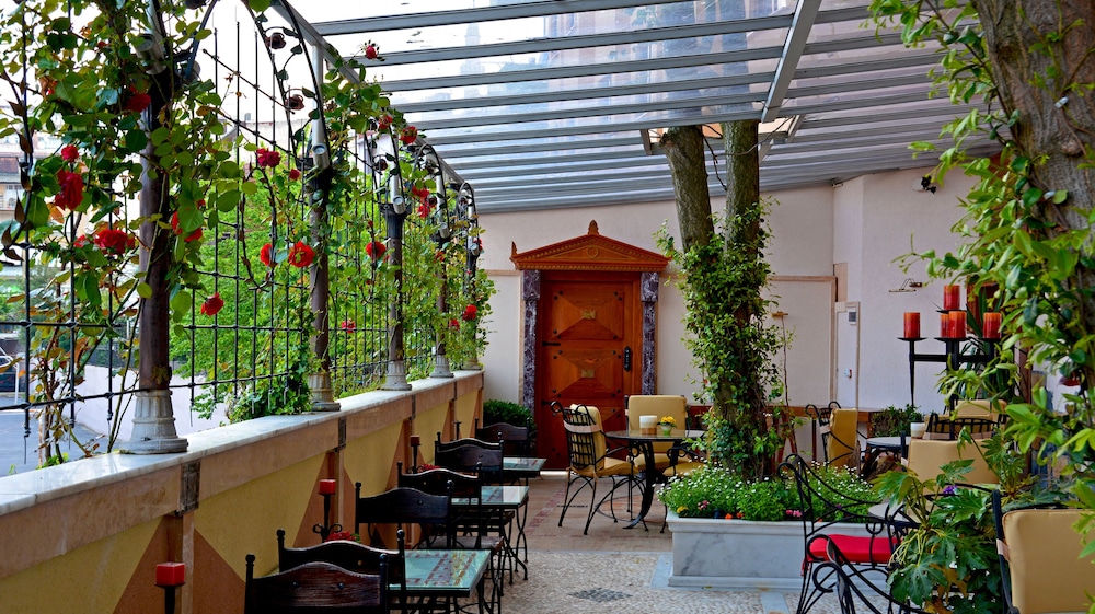 Antea Palace Hotel & Spa — Restaurant & bars in Istanbul, Istanbul