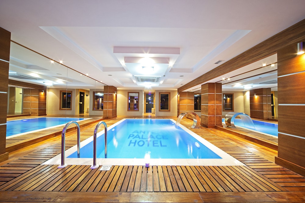 Antea Palace Hotel & Spa — Swimming pool in Istanbul, Istanbul