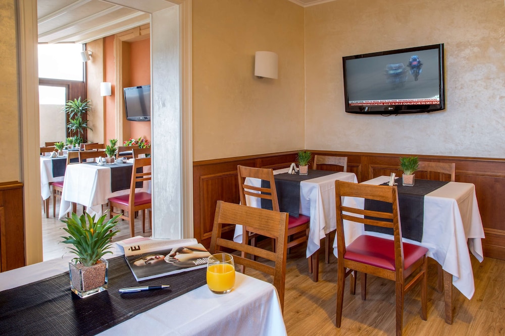 Best Western Hotel Astrid — Restaurant & bars in Rome, Lazio
