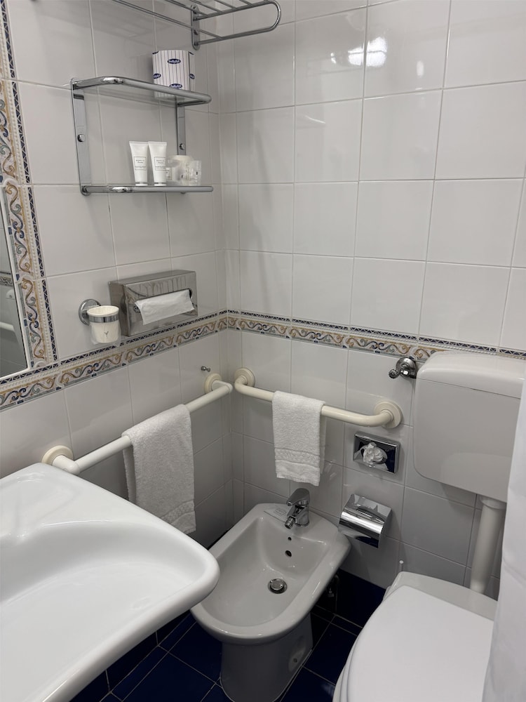Best Western Hotel Astrid — Hotel rooms in Rome, Lazio