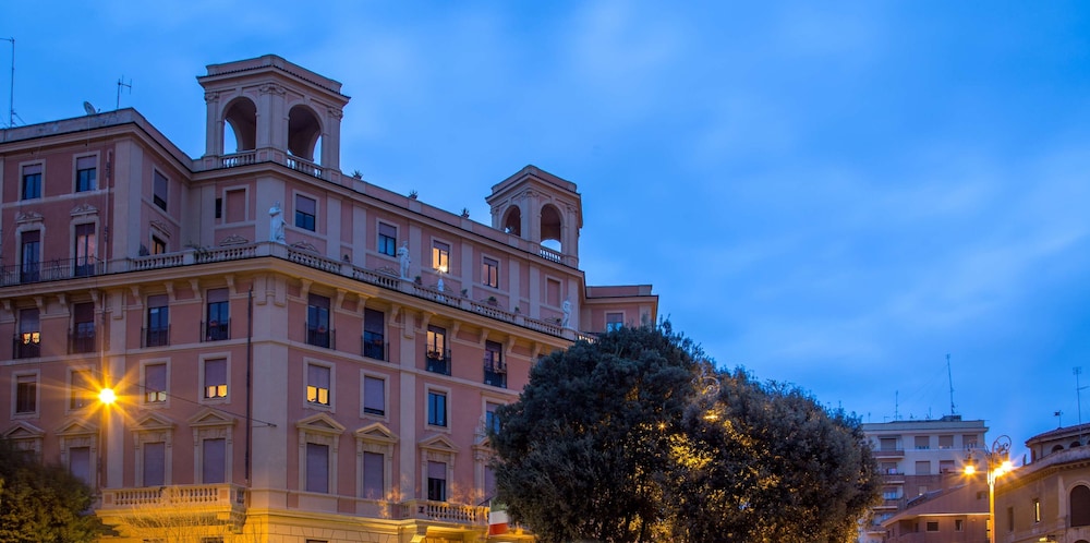 Best Western Hotel Astrid — Hotel building in Rome, Lazio