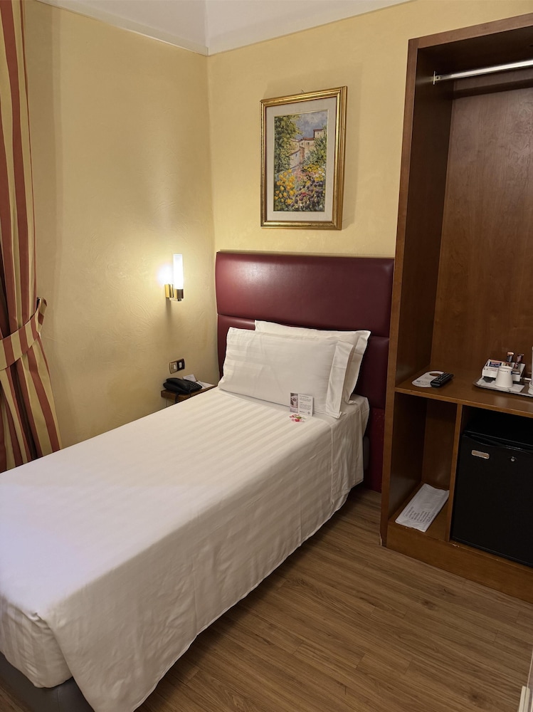 Best Western Hotel Astrid — Hotel rooms in Rome, Lazio