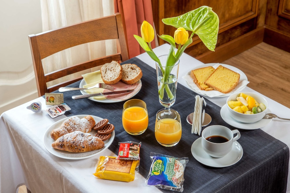 Best Western Hotel Astrid — Restaurant & bars in Rome, Lazio