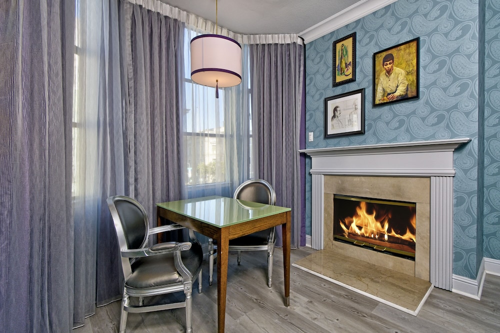 Hotel Fiona — Hotel rooms in San Francisco, California