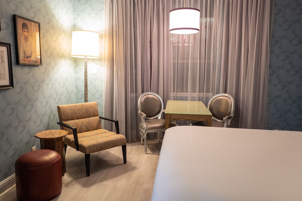 Hotel Fiona — Hotel rooms in San Francisco, California