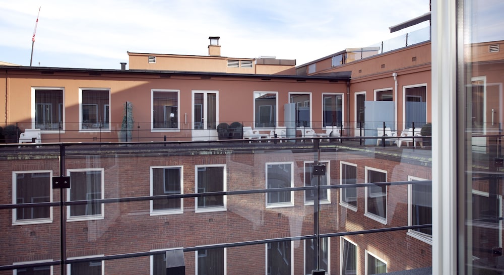 Home Hotel Folketeateret — Hotel rooms in Oslo, Oslo