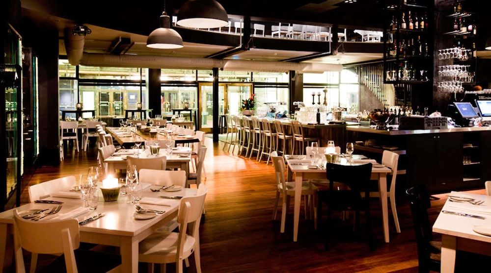 Home Hotel Folketeateret — Restaurant & bars in Oslo, Oslo