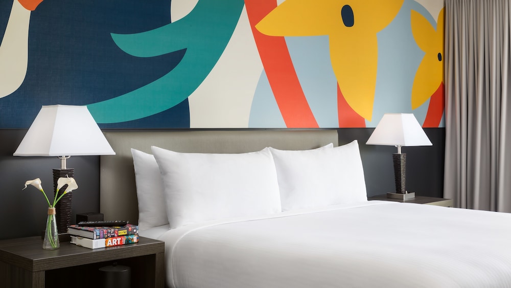 Studio Allston Hotel — Hotel rooms in Boston, Massachusetts