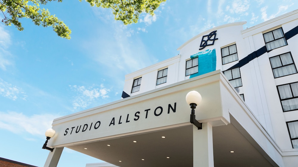 Studio Allston Hotel — Hotel building in Boston, Massachusetts