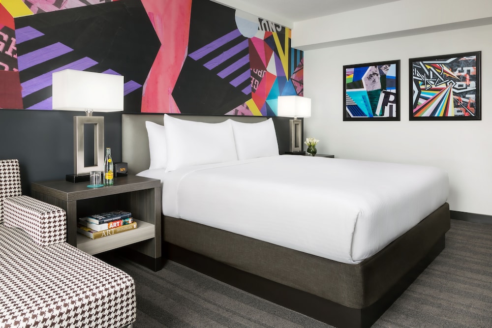 Studio Allston Hotel — Hotel rooms in Boston, Massachusetts