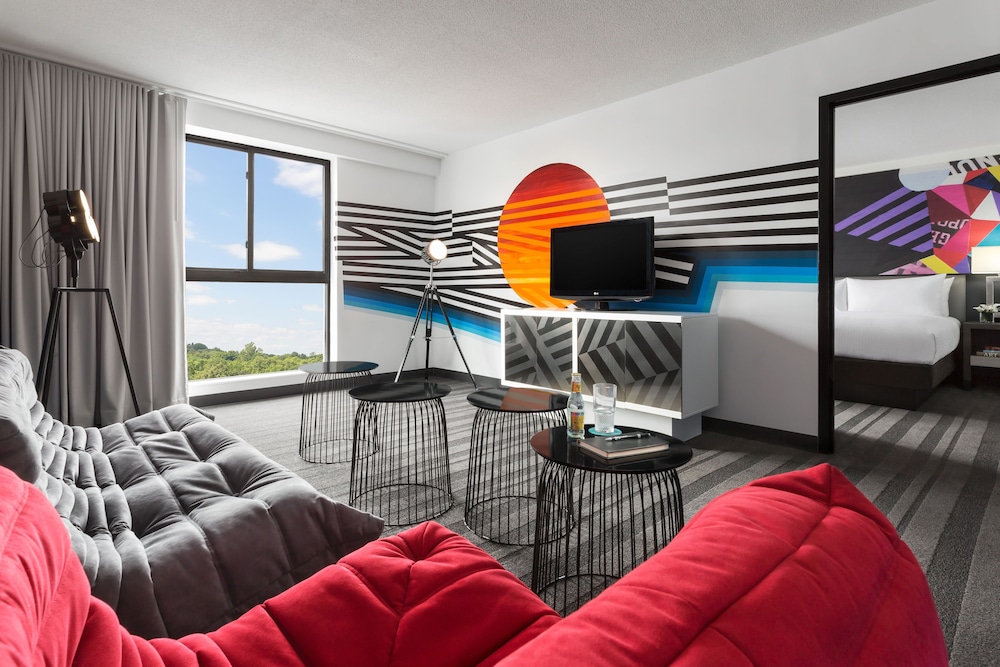 Studio Allston Hotel — Hotel rooms in Boston, Massachusetts