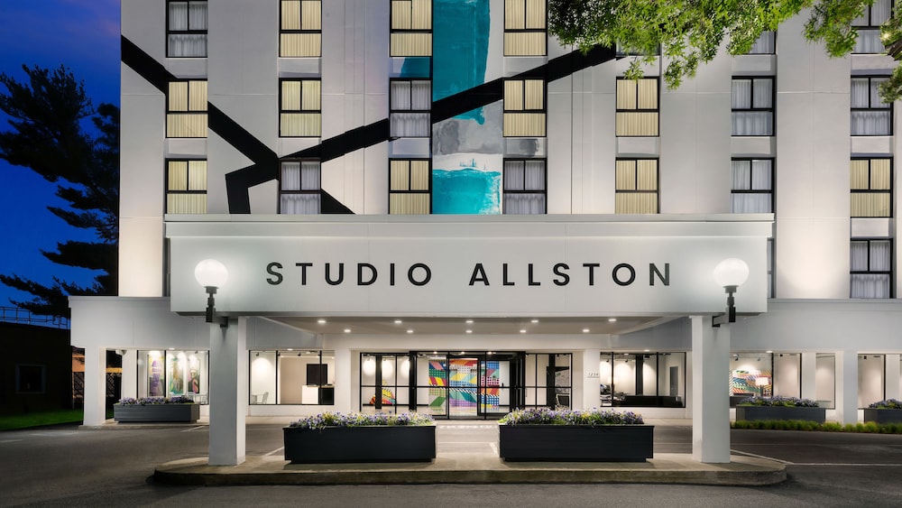 Studio Allston Hotel — Hotel building in Boston, Massachusetts