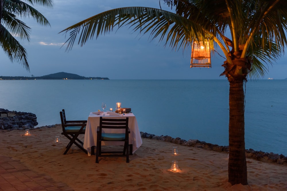 Paradise Beach Resort Samui — Restaurant & bars in Mae Nam, Surat Thani