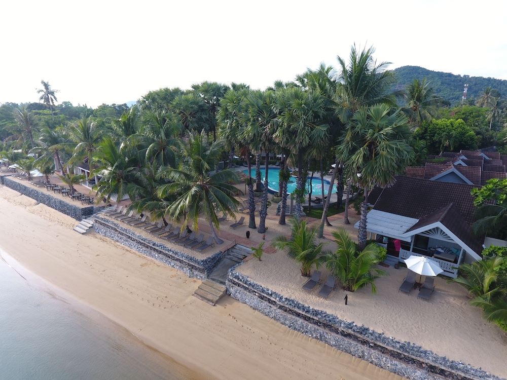 Paradise Beach Resort Samui — Beach in Mae Nam, Surat Thani