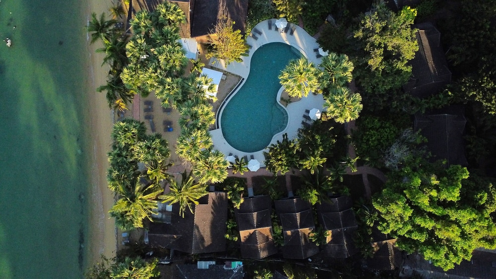 Paradise Beach Resort Samui — Swimming pool in Mae Nam, Surat Thani