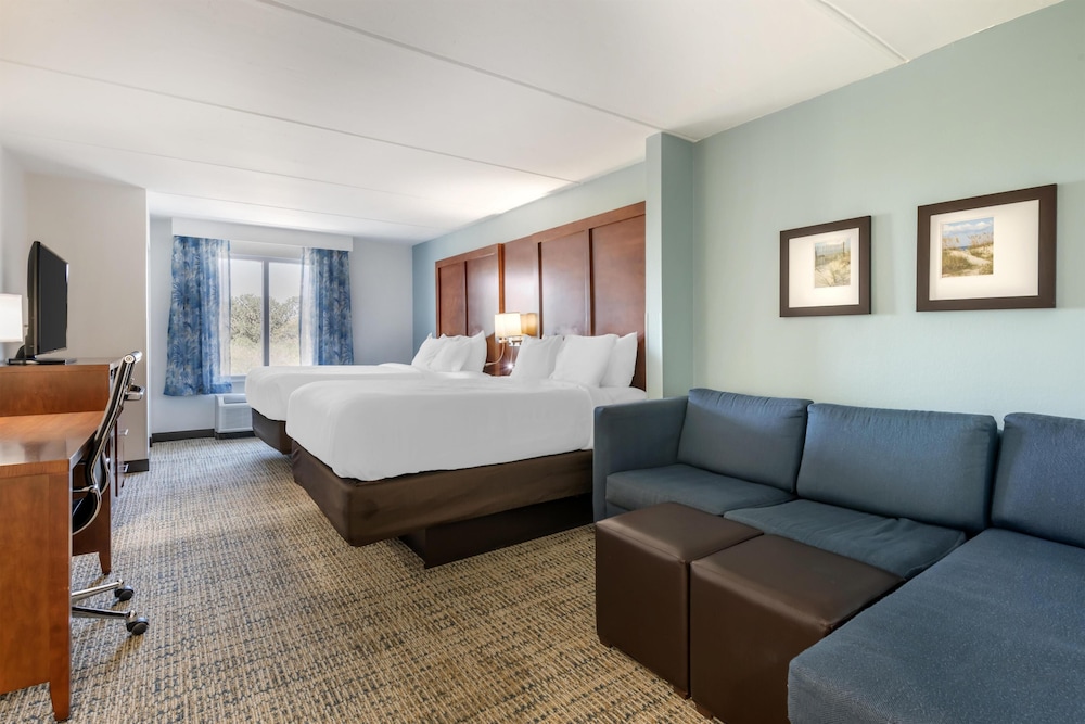 Surf and Sand, BW Signature Collection — Hotel rooms in Amelia Island, Florida
