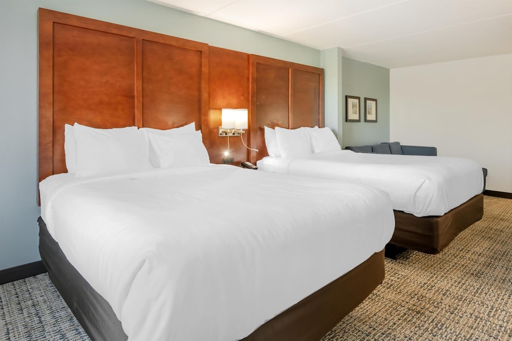 Surf and Sand, BW Signature Collection — Hotel rooms in Amelia Island, Florida