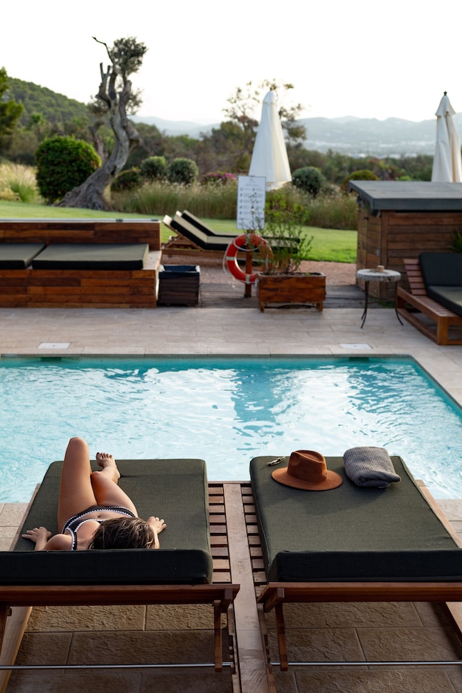 Casa Maca Hotel — Swimming pool in Ibiza Town, Balearic Islands