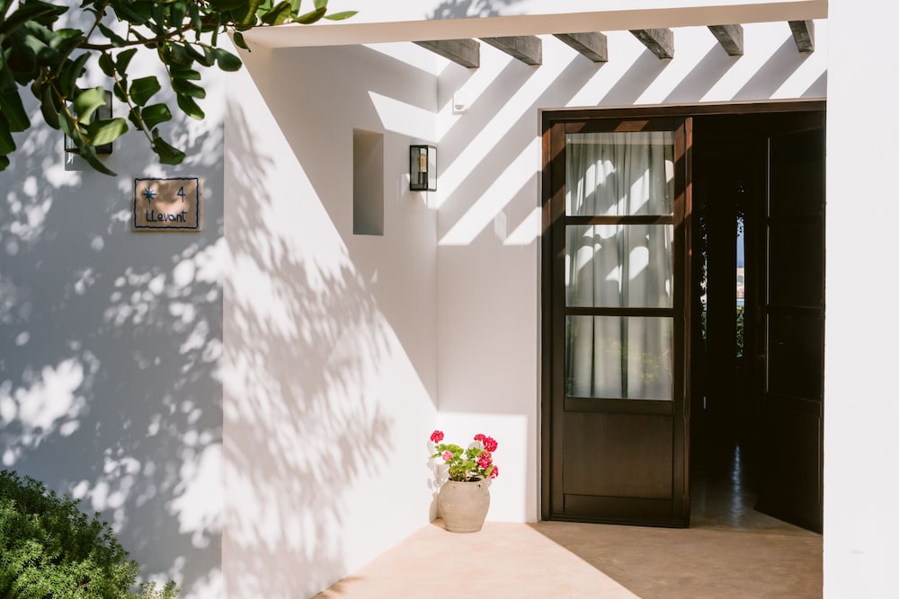Casa Maca Hotel — Hotel building in Ibiza Town, Balearic Islands