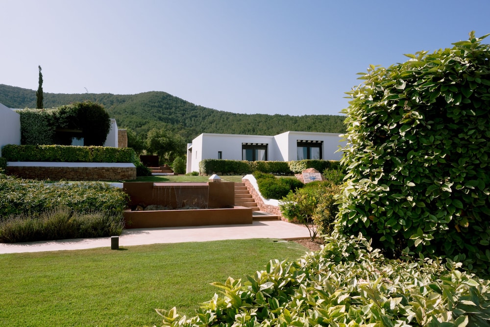 Casa Maca Hotel — Hotel building in Ibiza Town, Balearic Islands