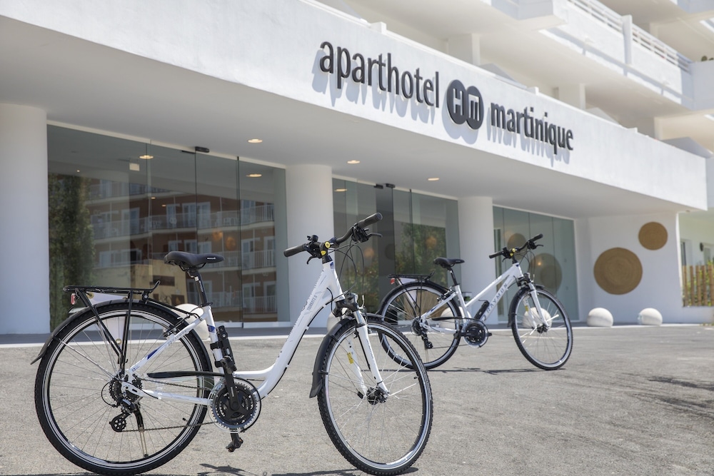 HM Martinique Aparthotel — Hotel building in Magaluf, Balearic Islands