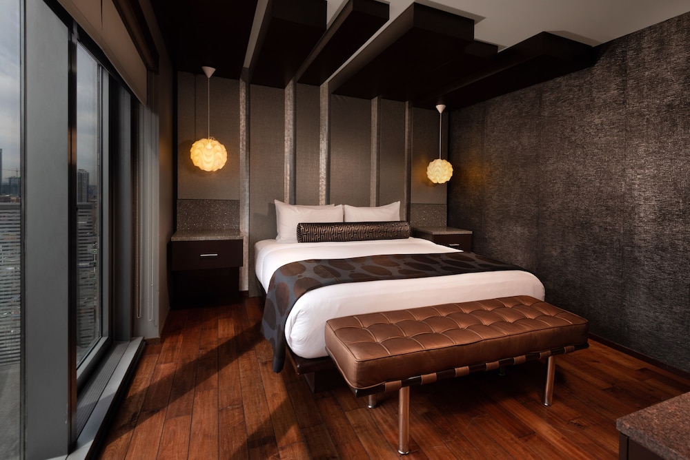 Eurostars Magnificent Mile — Hotel rooms in Chicago, Illinois