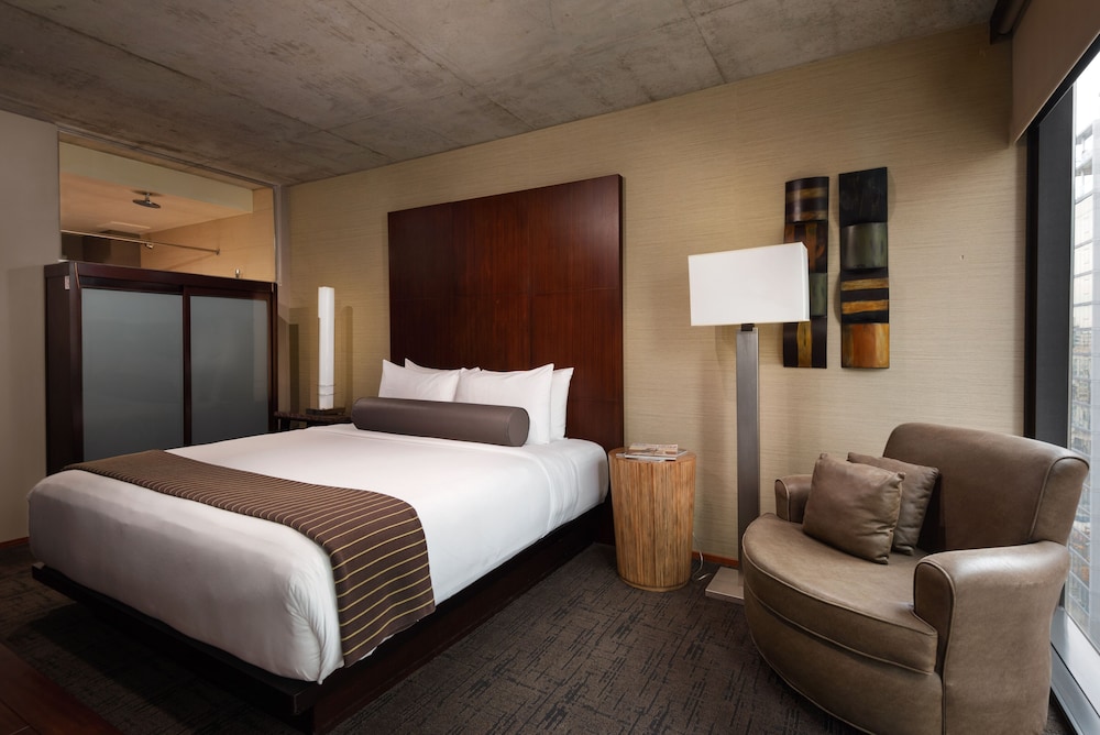 Eurostars Magnificent Mile — Hotel rooms in Chicago, Illinois