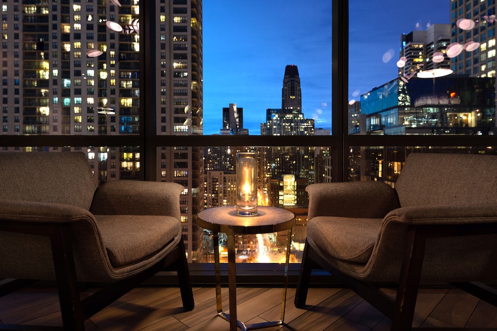 Eurostars Magnificent Mile — Restaurant & bars in Chicago, Illinois
