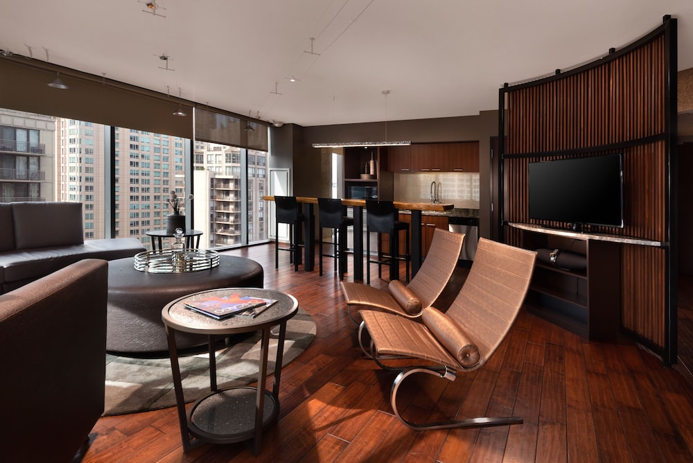 Eurostars Magnificent Mile — Hotel rooms in Chicago, Illinois