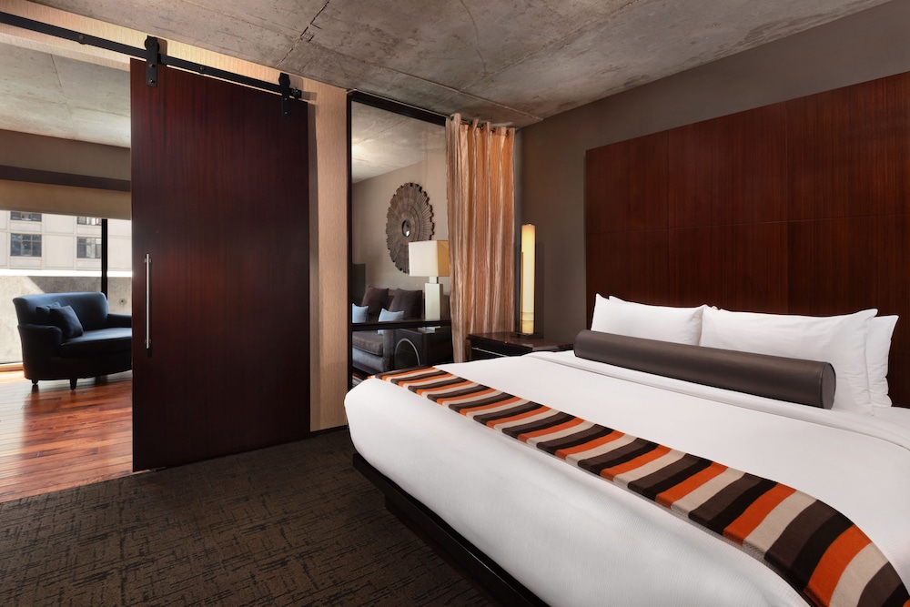 Eurostars Magnificent Mile — Hotel rooms in Chicago, Illinois