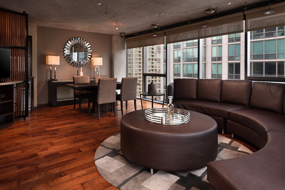 Eurostars Magnificent Mile — Hotel rooms in Chicago, Illinois