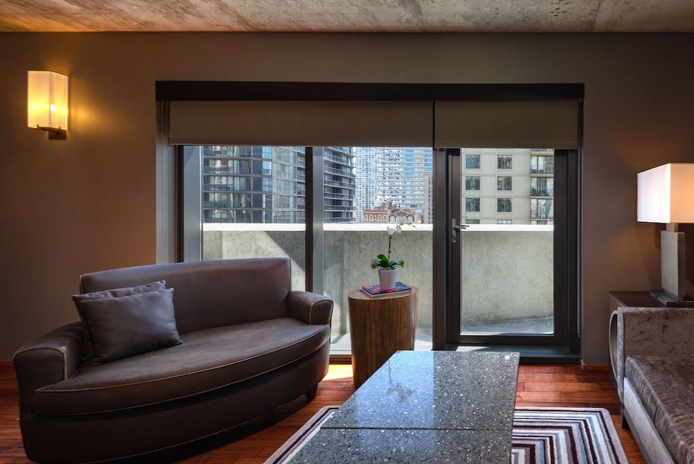 Eurostars Magnificent Mile — Hotel rooms in Chicago, Illinois