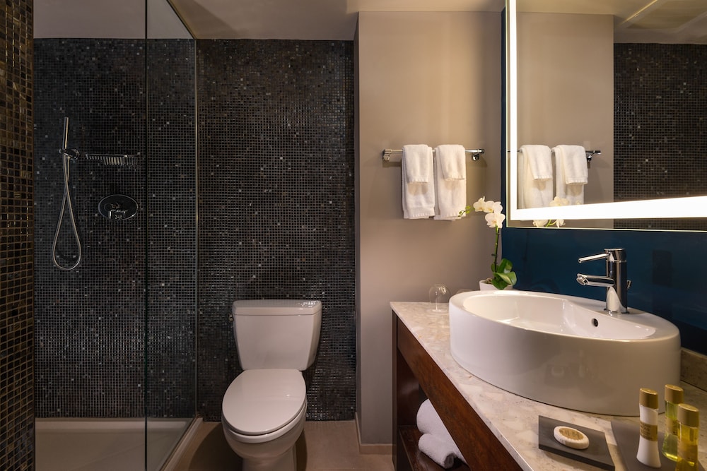 Eurostars Magnificent Mile — Hotel rooms in Chicago, Illinois