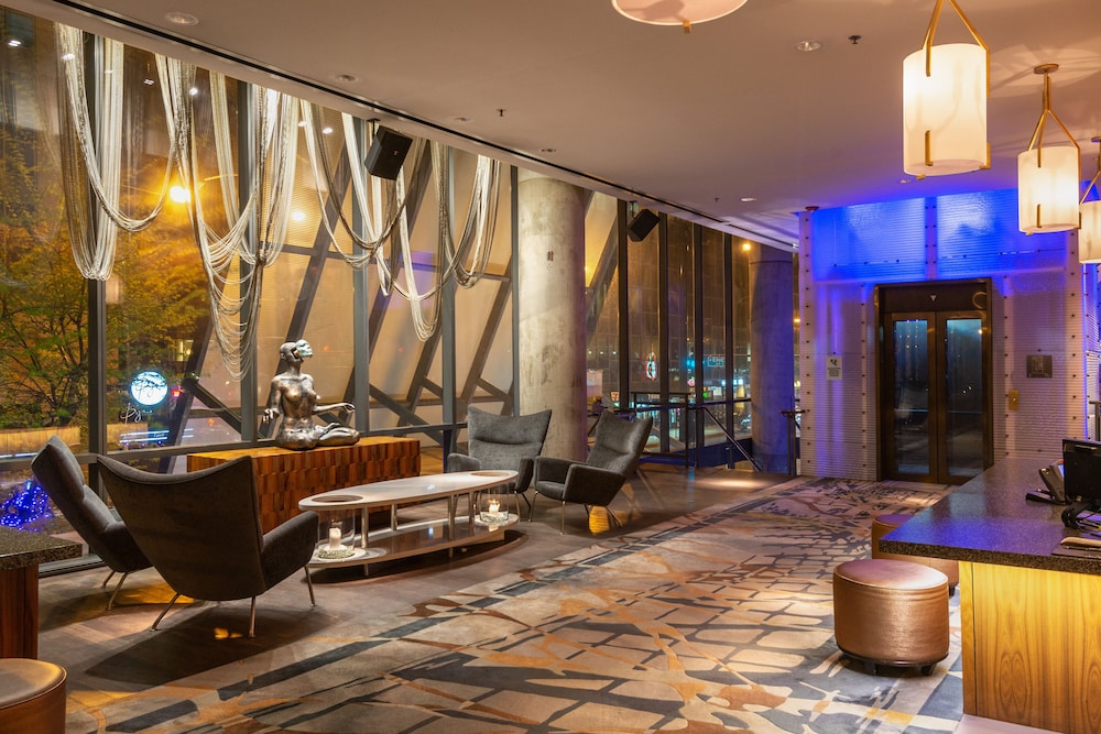 Eurostars Magnificent Mile — Restaurant & bars in Chicago, Illinois
