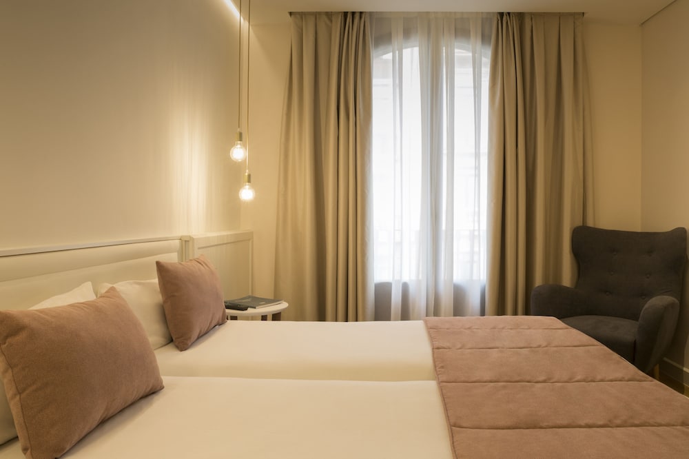 Icon BCN — Hotel rooms in Barcelona, Catalonia