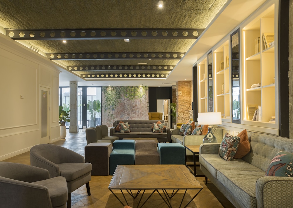 Icon BCN — Hotel building in Barcelona, Catalonia