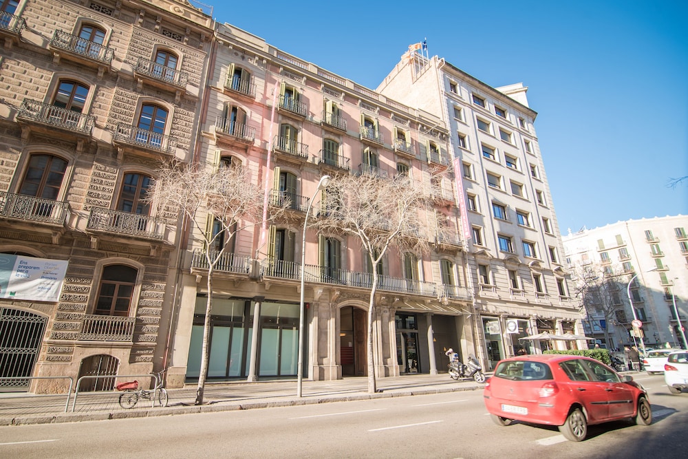 Icon BCN — Hotel building in Barcelona, Catalonia