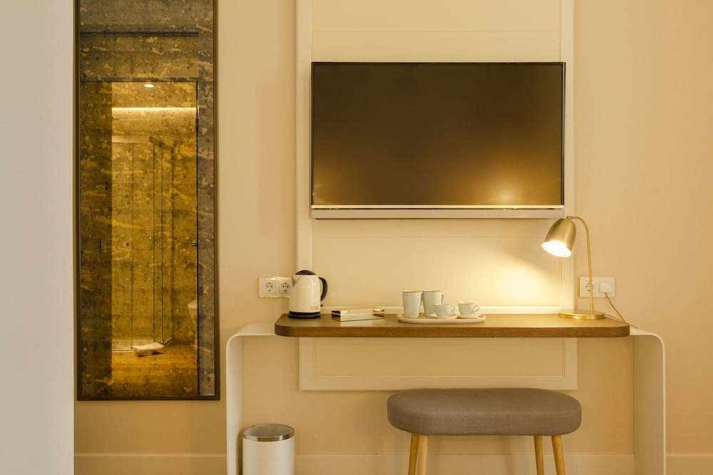 Icon BCN — Hotel rooms in Barcelona, Catalonia