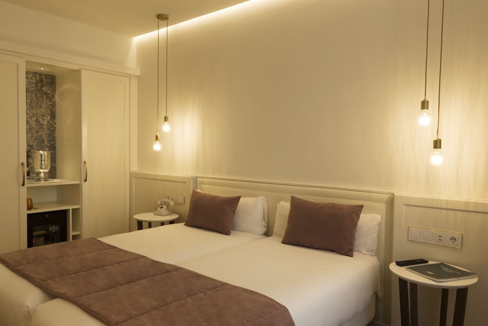Icon BCN — Hotel rooms in Barcelona, Catalonia