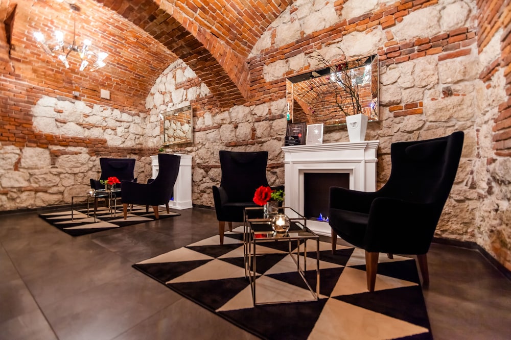 Queen Boutique Hotel — Restaurant & bars in Krakow, Lesser Poland