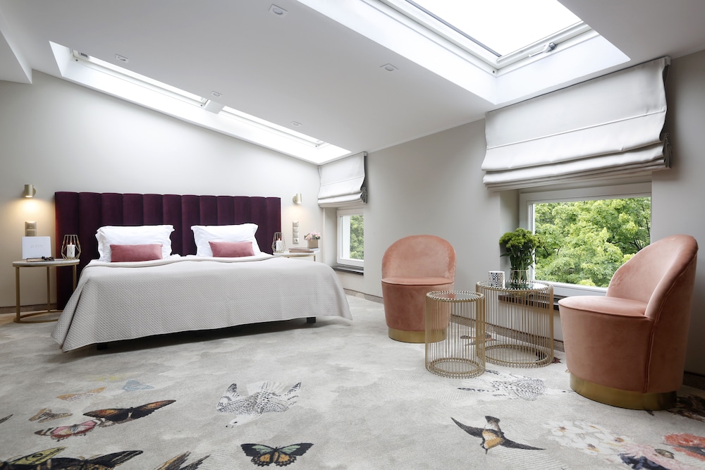 Queen Boutique Hotel — Hotel rooms in Krakow, Lesser Poland