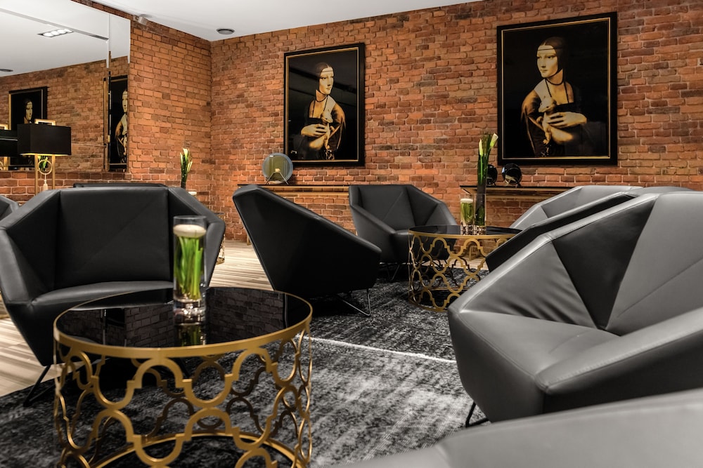 Queen Boutique Hotel — Restaurant & bars in Krakow, Lesser Poland